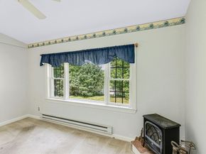 285 Main St, Groveland MA 01834