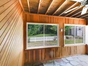 285 Main St, Groveland MA 01834