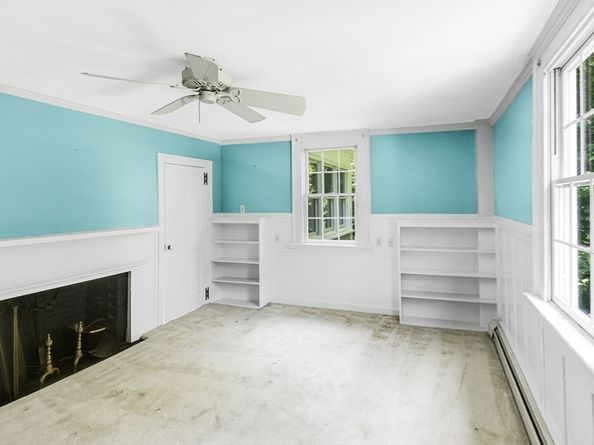 285 Main St, Groveland MA 01834