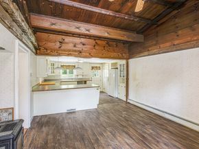 285 Main St, Groveland MA 01834