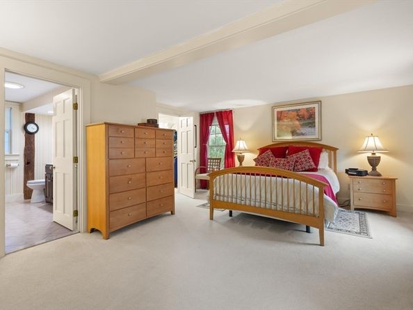 32-34 Boston Rd, Chelmsford MA 01824