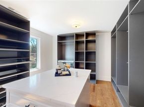 19 Conant    Road, Lincoln MA 01773