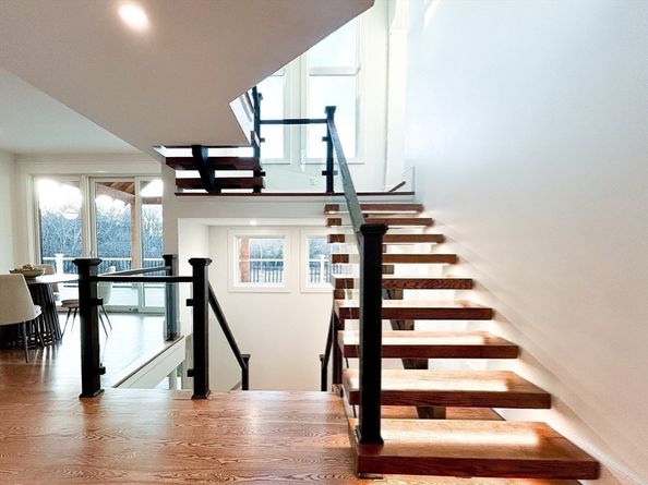 19 Conant    Road, Lincoln MA 01773