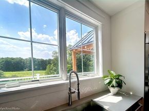 19 Conant    Road, Lincoln MA 01773