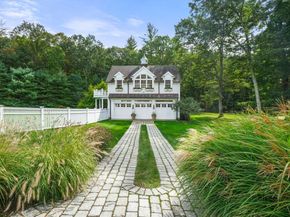 8 Hamlins Xing, Dover MA 02030