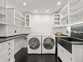 8 Hamlins Xing, Dover MA 02030