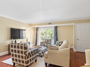 86 E Howard St 107, Quincy MA 02169