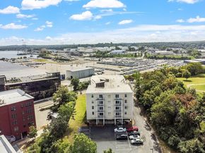86 E Howard St 107, Quincy MA 02169