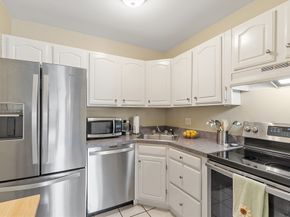 86 E Howard St 107, Quincy MA 02169