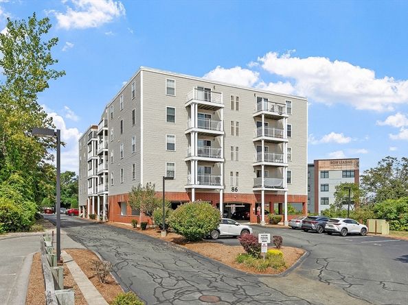 86 E Howard St 107, Quincy MA 02169
