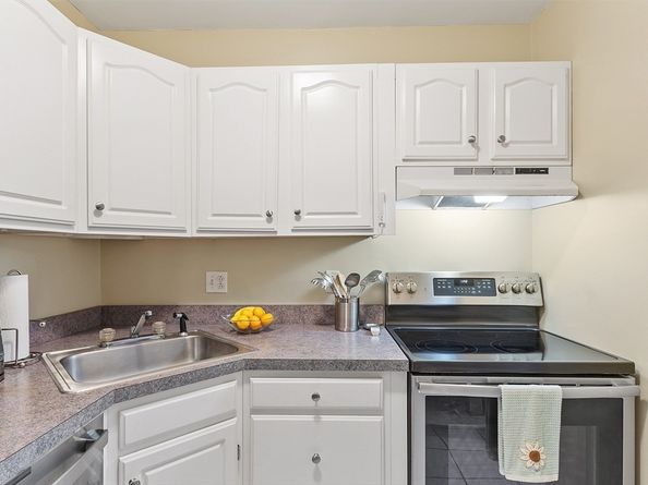 86 E Howard St 107, Quincy MA 02169