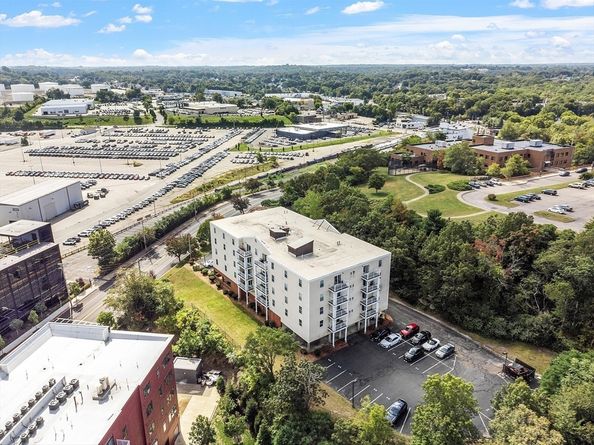 86 E Howard St 107, Quincy MA 02169