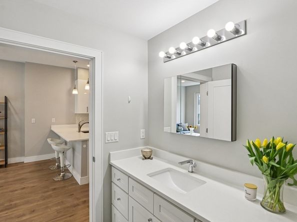 610 Rutherford Ave 404, Boston MA 02129