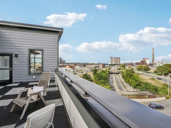 610 Rutherford Ave 404, Boston MA 02129