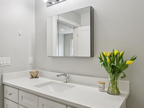 610 Rutherford Ave 404, Boston MA 02129