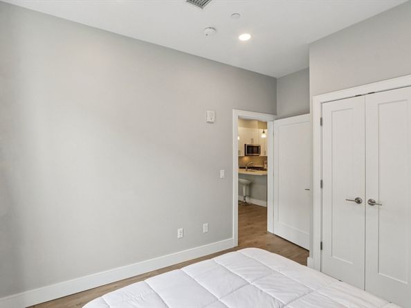 610 Rutherford Ave 404, Boston MA 02129