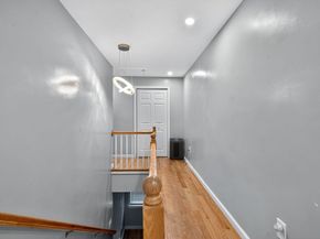 11 Rockefeller St, Randolph MA 02368