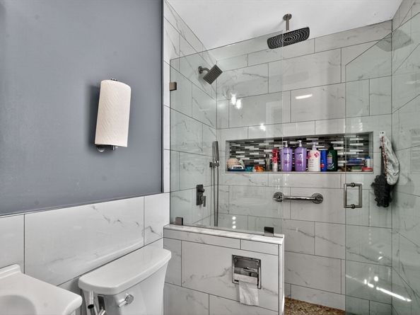 11 Rockefeller St, Randolph MA 02368