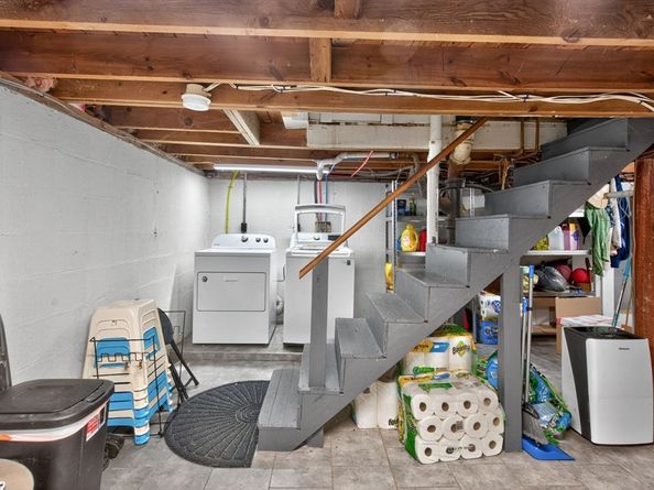 11 Rockefeller St, Randolph MA 02368