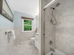 34 Jodie Rd, Framingham MA 01702