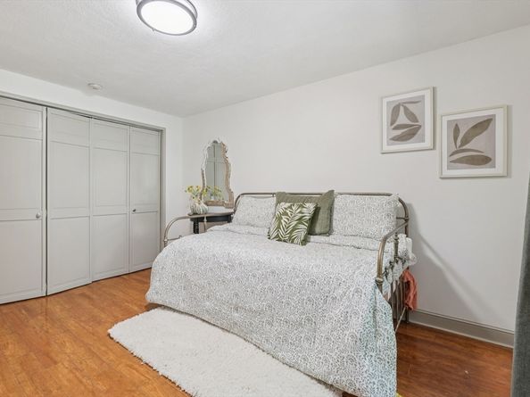 12 Walker Rd 6, North Andover MA 01845