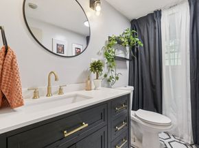 12 Walker Rd 6, North Andover MA 01845
