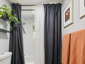 12 Walker Rd 6, North Andover MA 01845