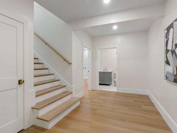 310 Oakland, Wellesley MA 02481
