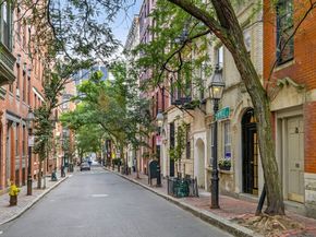 69 Myrtle Street 2, Boston MA 02114