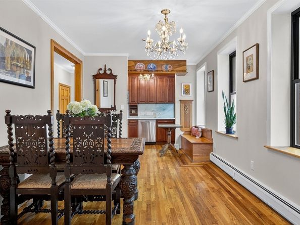 69 Myrtle Street 2, Boston MA 02114