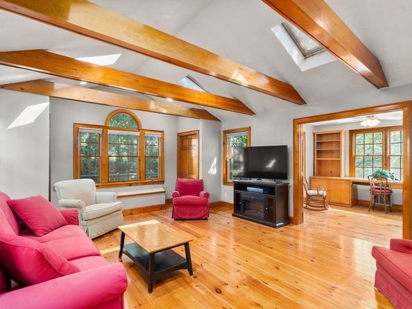 789 Concord Tpke, Arlington MA 02476