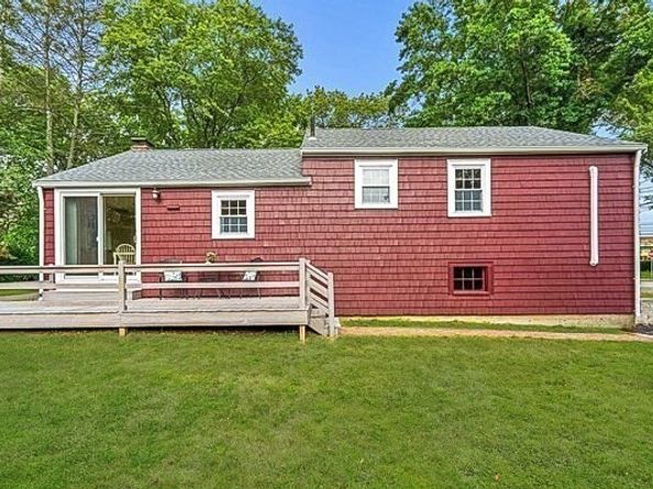 100 Village St., Marblehead MA 01945