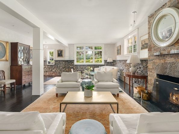 88 Essex Road, Newton MA 02467