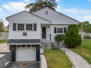 3 Primrose Rd, Billerica MA 01821