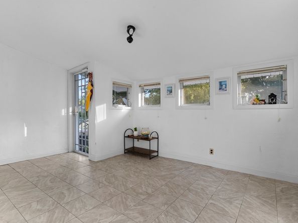 3 Primrose Rd, Billerica MA 01821