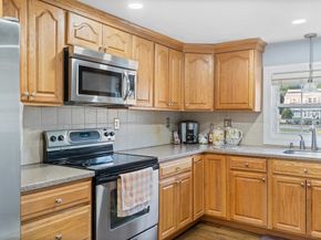 3 Primrose Rd, Billerica MA 01821