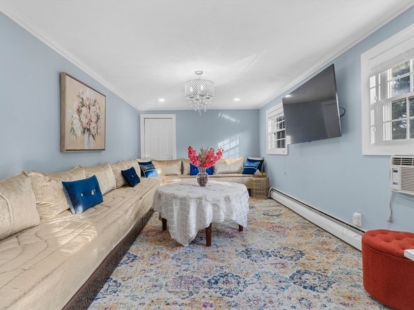 3 Primrose Rd, Billerica MA 01821