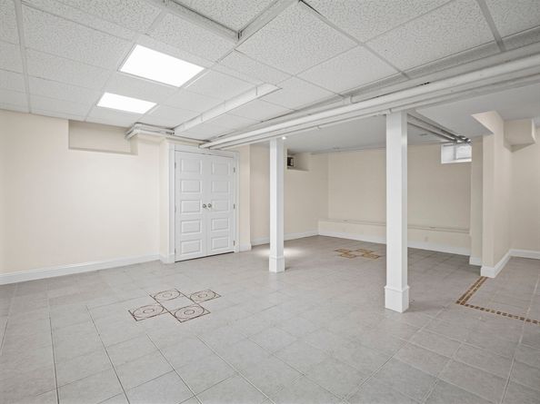 37 Pomfret St, Boston MA 02132