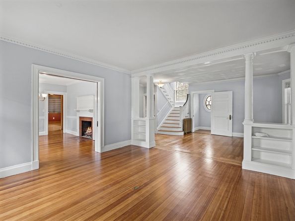 37 Pomfret St, Boston MA 02132