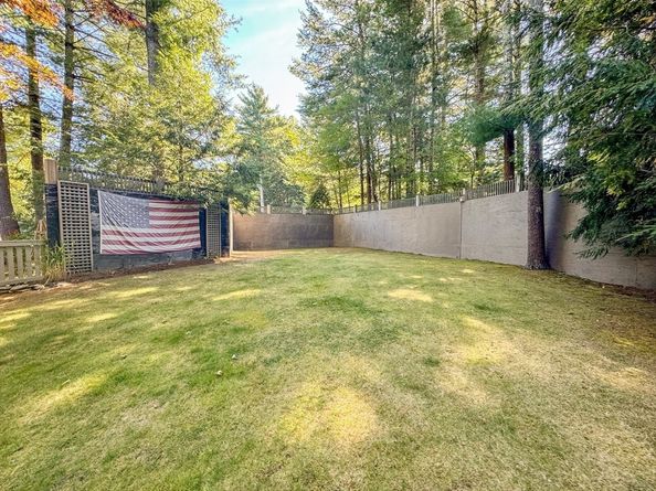114 Graham Hill Dr, Hanover MA 02339