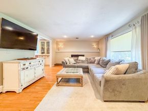114 Graham Hill Dr, Hanover MA 02339