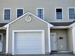 33 Sigel B, Worcester MA 01610