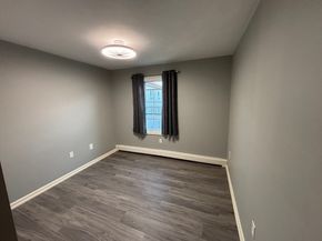 33 Sigel B, Worcester MA 01610
