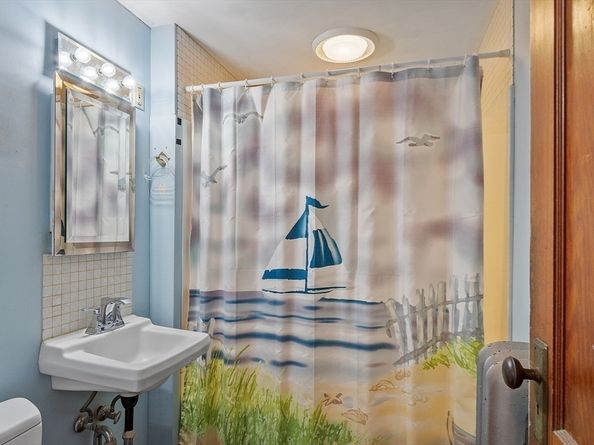 24-26 Louise St, Watertown MA 02472