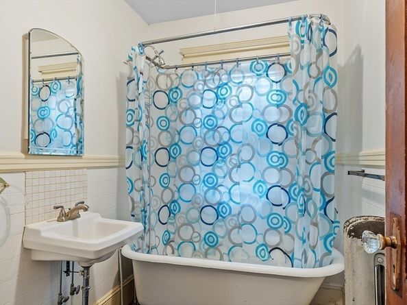 24-26 Louise St, Watertown MA 02472