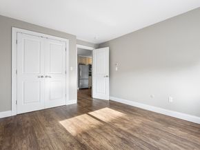 10 Roberts St 14, Somerville MA 02145