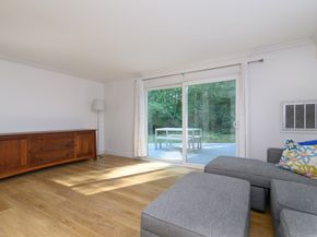 5 Beals Cove Rd E, Hingham MA 02043