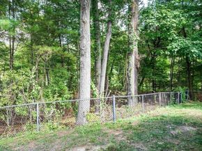 30 Powderhorn Ln, Holliston MA 01746