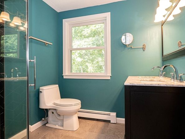 30 Powderhorn Ln, Holliston MA 01746