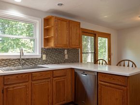 30 Powderhorn Ln, Holliston MA 01746